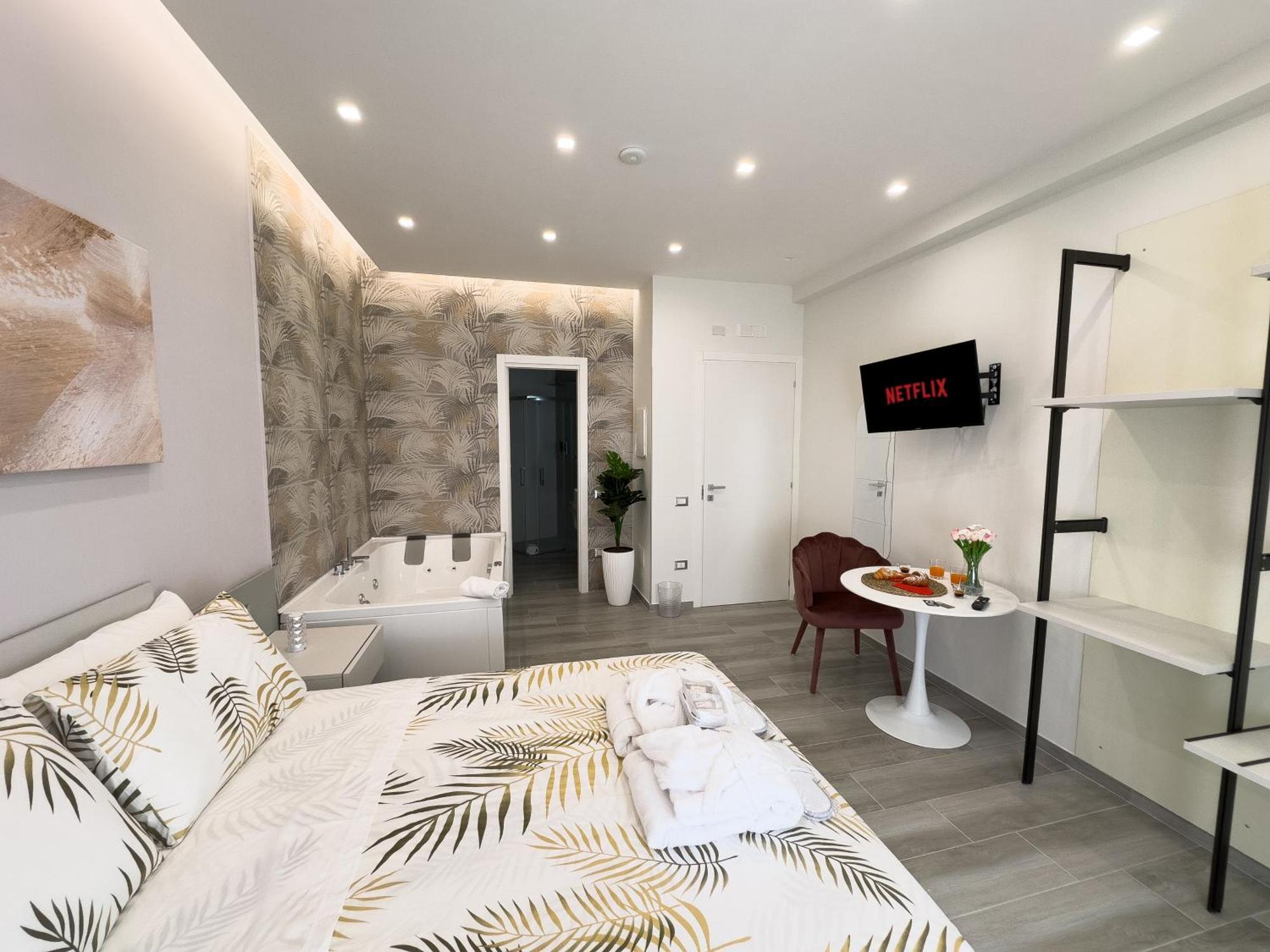 Al Civico3 Home & Suites Salerno Exteriér fotografie